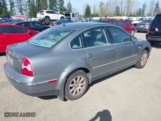 2003 Volkswagen Passat GLS with VIN WVWPD63B63P099079, listed as a IAAI auction lot 41963074 with 147,822 mi miles. Bid and sale history available at carsss.com. Image 4.