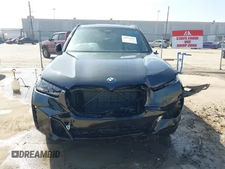 2025 BMW X5 sDrive40i with VIN 5UX13EU02S9Y55556, listed as a IAAI auction lot 41177621 with 272 mi miles. Bid and sale history available at carsss.com. Image 6.