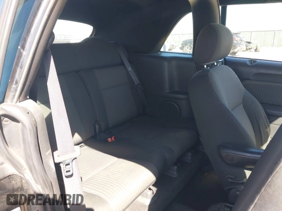 2005 Chrysler PT Cruiser with VIN 3C3EY45XX5T572509, listed as a IAAI auction lot 41733696 with 141,468 mi miles. Bid and sale history available at carsss.com. Image 8.