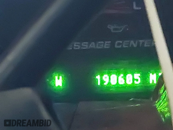 2004 Ford Expedition Eddie Bauer z VIN 1FMRU17W54LA37458, wystawiony jako IAAI lot #42155355 z przebiegiem 190 605 mil mil oraz . Historia ofert i sprzedaży dostępna na DreamBid. Obrazek 7.
