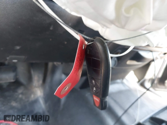 2019 Ram 1500 Tradesman z VIN 1C6RR6ST7KS546087, wystawiony jako IAAI lot #41553722 z przebiegiem Nie podano mil oraz . Historia ofert i sprzedaży dostępna na DreamBid. Obrazek 10.