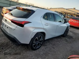 2022 Lexus UX with VIN JTHP9JBH9N2057661, listed as a Copart auction lot 81083394 with 26,443 mi miles and Salvage Title. Bid and sale history available at carsss.com. Image 3.