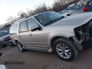 2017 Ford Expedition Max Limited z VIN 1FMJK2AT3HEA02046, wystawiony jako IAAI lot #41249755 z przebiegiem 178 574 mil mil oraz . Historia ofert i sprzedaży dostępna na DreamBid. Obrazek 13.