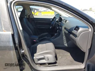 2013 Volkswagen Jetta TDI w/Sunroof & Nav с VIN 3VWPL7AJ1DM602282, выставлен на аукционе IAAI как лот 42499935 с пробегом 120 976 миль миль и . История ставок и продаж доступна на DreamBid. Изображение 5.