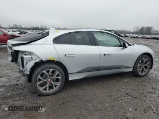2020 Jaguar I-Pace SE z VIN SADHC2S16L1F79822, wystawiony jako Copart lot #42645034 z przebiegiem 17 033 mil mil oraz . Historia ofert i sprzedaży dostępna na DreamBid. Obrazek 3.