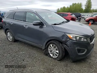 2018 Kia Sorento LX with VIN 5XYPGDA55JG365362, listed as a Copart auction lot 54647945 with 110,487 mi miles and Salvage Title. Bid and sale history available at carsss.com. Image 4.