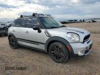 2015 MINI Countryman S z VIN WMWZC3C53FWT04644, wystawiony jako Copart lot #56415645 z przebiegiem 136 552 mil mil oraz Szkoda całkowita • Salvage title. Historia ofert i sprzedaży dostępna na DreamBid. Obrazek 4.