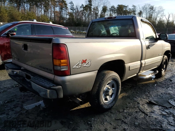 1999 Chevrolet Silverado 1500 LS with VIN 1GCEK14T7XZ160859, listed as a Copart auction lot 84849844 with 210,899 mi miles and Salvage Title. Bid and sale history available at carsss.com. Image 3.