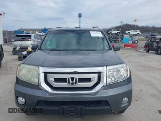 2011 Honda Pilot EX-L with VIN 5FNYF4H59BB042308, listed as a IAAI auction lot 41635511 with 196,736 mi miles and . Bid and sale history available at carsss.com. Image 12.