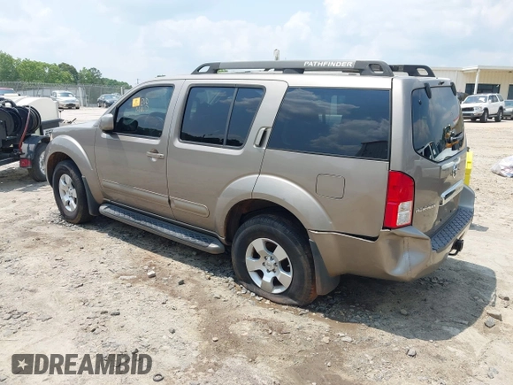 2007 Nissan Pathfinder SE z VIN 5N1AR18W47C625479, wystawiony jako IAAI lot #42398676 z przebiegiem 227 037 mil mil oraz . Historia ofert i sprzedaży dostępna na DreamBid. Obrazek 3.