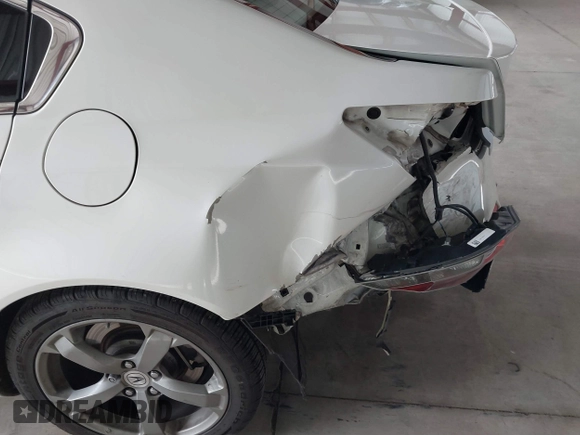 2010 Acura TL Tech with VIN 19UUA8F5XAA018664, listed as a IAAI auction lot 41746252 with 131,930 mi miles. Bid and sale history available at carsss.com. Image 6.