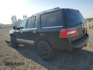 2011 Lincoln Navigator z VIN 5LMJJ2H54BEJ04714, wystawiony jako Copart lot #83490764 z przebiegiem 82 685 mil mil oraz Szkoda całkowita • Salvage title. Historia ofert i sprzedaży dostępna na DreamBid. Obrazek 2.