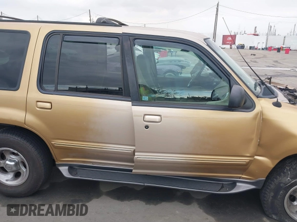 1998 Ford Explorer with VIN 1FMZU32X1WZA93411, listed as a IAAI auction lot 41368427 with 237,756 mi miles and . Bid and sale history available at DreamBid. Image 14.