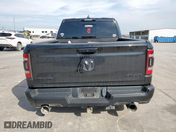 2022 Ram 1500 Limited z VIN 1C6SRFHT4NN200820, wystawiony jako Copart lot #45584915 z przebiegiem 81 858 mil mil oraz Szkoda całkowita • Salvage title. Historia ofert i sprzedaży dostępna na DreamBid. Obrazek 6.