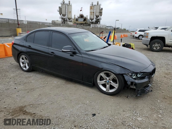2013 BMW 3 Series 328i z VIN WBA3A5C57DJ461496, wystawiony jako Copart lot #58525465 z przebiegiem 140 808 mil mil oraz Szkoda całkowita • Salvage title. Historia ofert i sprzedaży dostępna na DreamBid. Obrazek 4.