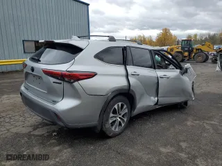 2023 Toyota Highlander Hybrid XLE with VIN 5TDKBRCH3PS574852, listed as a Copart auction lot 80327084 with 0 mi miles and Salvage Title. Bid and sale history available at carsss.com. Image 3.