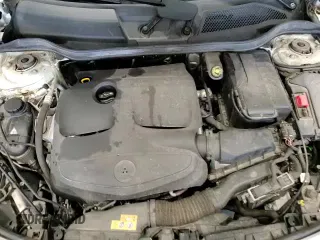 2017 Mercedes-Benz CLA 250 с VIN WDDSJ4EB2HN480439, выставлен на аукционе Copart как лот 70785545 с пробегом 95 979 миль миль и Чистый • Clean title. История ставок и продаж доступна на DreamBid. Изображение 13.