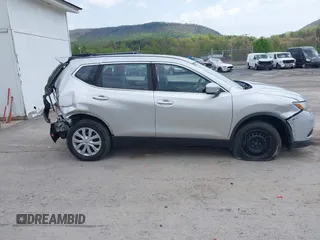 2015 Nissan Rogue SV with VIN KNMAT2MV2FP522769, listed as a IAAI auction lot 42117415 with 124,330 mi miles and . Bid and sale history available at carsss.com. Image 14.