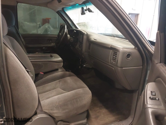 2006 Chevrolet Silverado 1500 LT1 with VIN 1GCEC19Z36Z286015, listed as a IAAI auction lot 40826253 with 263,540 mi miles. Bid and sale history available at carsss.com. Image 5.