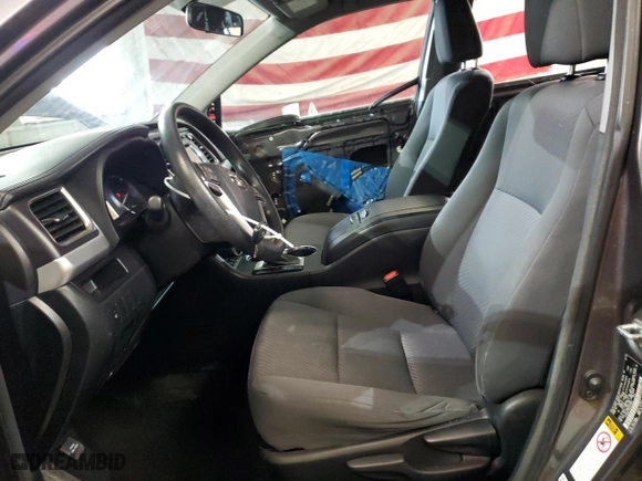 2016 Toyota Highlander LE with VIN 5TDBKRFH4GS258503, listed as a Copart auction lot 43762705 with 106,259 mi miles and Salvage Title. Bid and sale history available at carsss.com. Image 7.