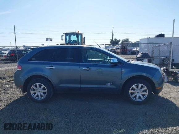 2010 Lincoln MKX z VIN 2LMDJ6JC2ABJ29254, wystawiony jako IAAI lot #42056212 z przebiegiem 98 195 mil mil oraz . Historia ofert i sprzedaży dostępna na DreamBid. Obrazek 13.