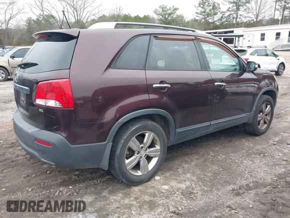 2012 Kia Sorento EX with VIN 5XYKU3A63CG219812, listed as a IAAI auction lot 41452705 with 247,584 mi miles. Bid and sale history available at carsss.com. Image 4.