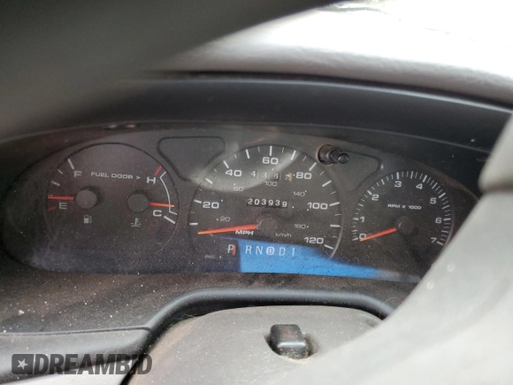 2000 Ford Taurus SE with VIN 1FAFP532XYA141783, listed as a Copart auction lot 43949795 with 203,939 mi miles and Salvage Title. Bid and sale history available at DreamBid. Image 9.