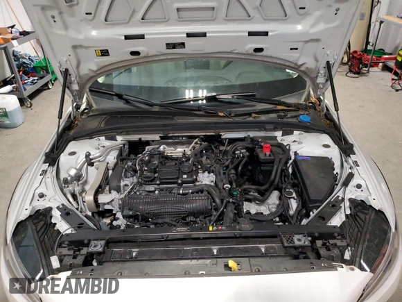 2024 Volvo V60 Plus with VIN YV4L12WY6R2136392, listed as a Copart auction lot 42932275 with 8,443 mi miles and Salvage title. Bid and sale history available at DreamBid. Image 11.