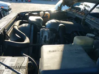 2001 Chevrolet Silverado 1500 с VIN 1GCEC19T11E299132, выставлен на аукционе IAAI как лот 41445021 с пробегом 240 864 миль миль и . История ставок и продаж доступна на DreamBid. Изображение 20.