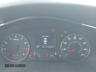 2015 Kia Cadenza Premium z VIN KNALN4D75F5174460, wystawiony jako IAAI lot #42521576 z przebiegiem 172 375 mil mil oraz . Historia ofert i sprzedaży dostępna na DreamBid. Obrazek 7.