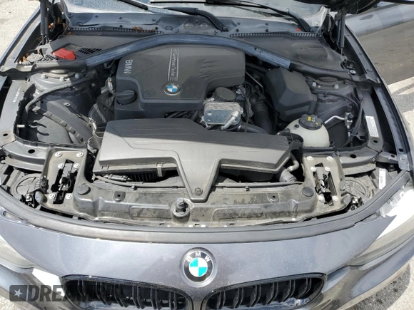 2015 BMW 3 Series 328i z VIN WBA3C1C59FK122223, wystawiony jako Copart lot #56991615 z przebiegiem 83 519 mil mil oraz Szkoda całkowita • Salvage title. Historia ofert i sprzedaży dostępna na DreamBid. Obrazek 11.