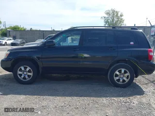 2004 Toyota Highlander with VIN JTEEP21A840016999, listed as a IAAI auction lot 40286240 with 117,053 mi miles. Bid and sale history available at carsss.com. Image 15.