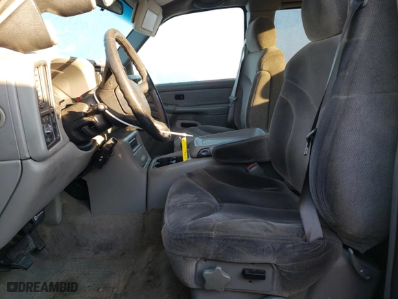 1999 Chevrolet Silverado 1500 LS with VIN 2GCEC19W1X1275269, listed as a Copart auction lot 41696885 with 369,672 mi miles and Salvage Title. Bid and sale history available at carsss.com. Image 7.