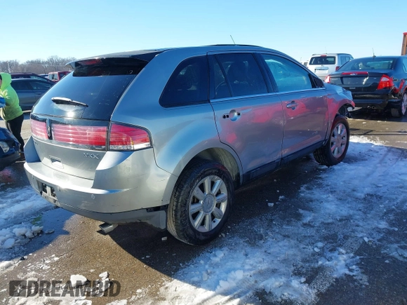 2007 Lincoln MKX with VIN 2LMDU68C47BJ32761, listed as a IAAI auction lot 41341946 with 163,239 mi miles. Bid and sale history available at carsss.com. Image 4.