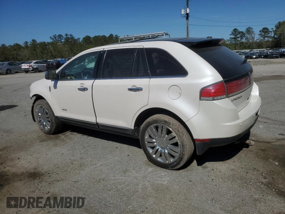 2010 Lincoln MKX with VIN 2LMDJ6JC7ABJ26298, listed as a Copart auction lot 50746445 with 194,287 mi miles and Salvage Title. Bid and sale history available at carsss.com. Image 2.