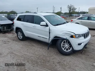 2020 Jeep Grand Cherokee Altitude with VIN 1C4RJFAGXLC138408, listed as a IAAI auction lot 41669088 with 40,268 mi miles. Bid and sale history available at carsss.com. Image 1.