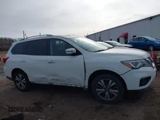 2018 Nissan Pathfinder SV z VIN 5N1DR2MM3JC661100, wystawiony jako IAAI lot #41539611 z przebiegiem 80 115 mil mil oraz . Historia ofert i sprzedaży dostępna na DreamBid. Obrazek 13.