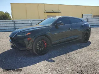 2019 Lamborghini Urus with VIN ZPBUA1ZL6KLA02282, listed as a Copart auction lot 88714865 with 17,842 mi miles and Salvage Title. Bid and sale history available at carsss.com. Image 1.