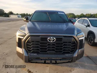 2022 Toyota Tundra 2WD SR5 with VIN 5TFLA5AB1NX004886, listed as a Copart auction lot 73711744 with 28,781 mi miles and Non Repairable. Bid and sale history available at carsss.com. Image 5.