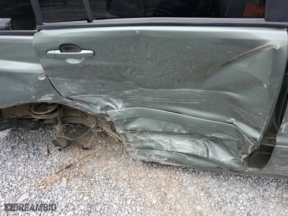 2007 Toyota Highlander w/3rd Row with VIN JTEDP21A270134823, listed as a Copart auction lot 46045425 with 118,019 mi miles and Salvage Title. Bid and sale history available at carsss.com. Image 11.