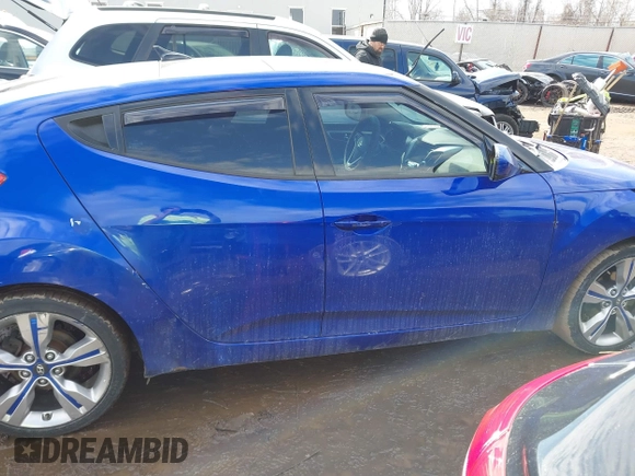 2013 Hyundai Veloster w/Black Int with VIN KMHTC6ADXDU170420, listed as a IAAI auction lot 41655443 with 157,800 mi miles and . Bid and sale history available at DreamBid. Image 13.