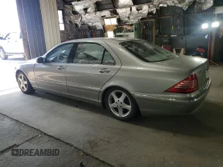 2004 Mercedes-Benz S-Class with VIN WDBNG75J64A406424, listed as a Copart auction lot 75541084 with 0 mi miles and Salvage Title. Bid and sale history available at carsss.com. Image 2.