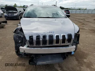 2016 Jeep Cherokee Sport with VIN 1C4PJMAB4GW203807, listed as a Copart auction lot 61429655 with 96,128 mi miles and Salvage title. Bid and sale history available at DreamBid. Image 5.