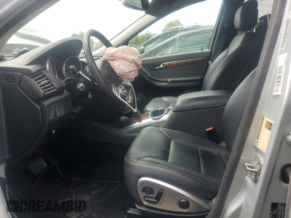 2011 Mercedes-Benz R 350 with VIN 4JGCB6FE1BA136496, listed as a Copart auction lot 58072355 with 151,858 mi miles and Salvage title. Bid and sale history available at DreamBid. Image 7.