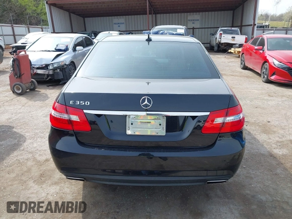 2011 Mercedes-Benz E-Class E 350 Luxury with VIN WDDHF5GB9BA377841, listed as a IAAI auction lot 41940003 with 180,639 mi miles. Bid and sale history available at carsss.com. Image 15.