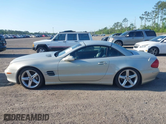 2003 Mercedes-Benz SL 500 with VIN WDBSK75F53F010905, listed as a IAAI auction lot 41998993 with Not provided miles and . Bid and sale history available at DreamBid. Image 14.