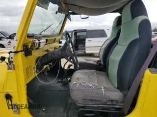 1983 Jeep CJ z VIN 1JCCM87AXDT028695, wystawiony jako Copart lot #74812184 z przebiegiem Nie podano mil oraz Szkody całkowita. Historia ofert i sprzedaży dostępna na DreamBid. Obrazek 7.