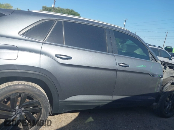 2022 Volkswagen Atlas SE with VIN 1V2JE2CA0NC224539, listed as a IAAI auction lot 42003758 with 59,363 mi miles and . Bid and sale history available at DreamBid. Image 14.