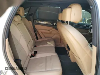 2020 Porsche Cayenne z VIN WP1AA2AY3LDA00359, wystawiony jako Copart lot #53337515 z przebiegiem Nie podano mil oraz Szkody całkowita. Historia ofert i sprzedaży dostępna na DreamBid. Obrazek 11.