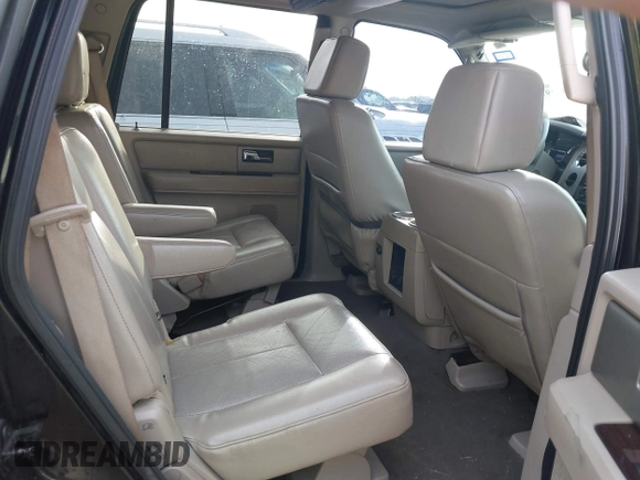 2007 Ford Expedition Limited with VIN 1FMFU19597LA43789, listed as a IAAI auction lot 41857297 with 221,500 mi miles. Bid and sale history available at carsss.com. Image 8.